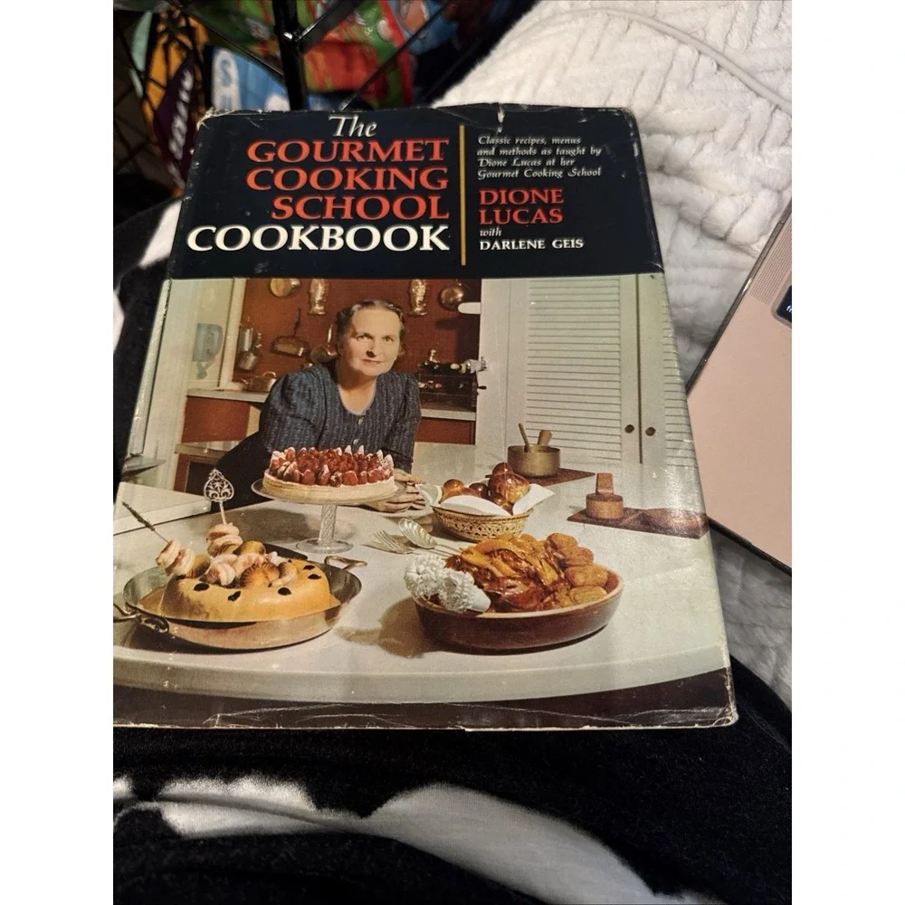 The Gourmet Cooking School‎ Cookbook : Classic Recipes 1964 Third Printing